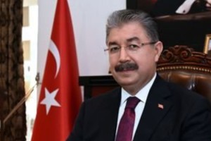 Vali Yılmaz, Erdoğan’ın Annesine Yönelik Hakaretleri Lanetledi