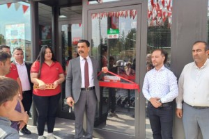 Cevdetiye Beldesi'ne BİM Şubesi: Açılışı Başkan Mehmet Özer Yaptı