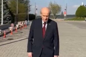 MHP’den Bahçeli Videosu: “Daha Yolun Yarısı Var”