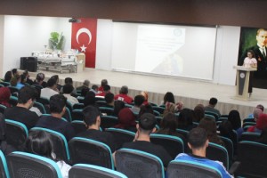 Osmaniye Devlet Hastanesi'nde Hasta Yakınlarına Eğitim Desteği