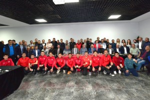 Osmaniye'de 14 Aday Hakeme Kokartları Takıldı