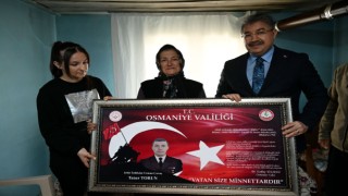 Vali Dr. Erdinç Yılmaz'dan Şehit Taner Torun'un Ailesine Taziye Ziyareti