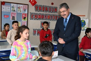 Vali Yılmaz, Akçataş İlkokulu Öğrencileriyle Bir Araya Geldi