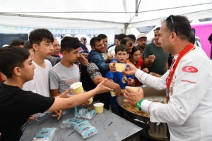 Fıstıklı Hitit Pilavı Festivale Damga Vurdu: Vatandaşlar Akın Etti