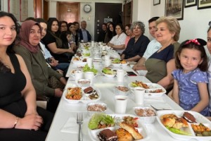 Kadirlili Öğrenciler Ankara’da Anneler Günü Kutlamasında Buluştu
