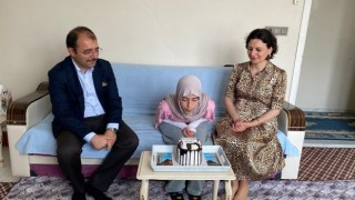 Kaymakam Dolu’dan “Yeter ki Sen Gülümse” Ziyareti