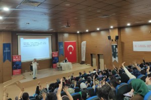 Osmaniye Kayıboyu Yurdu’nda dijital farkındalık buluşması