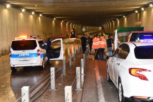 Osmaniye’de Sağanak Yağış Hayatı Felç Etti, Belediye Seferber Oldu