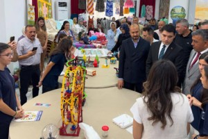 Toprakkale'de Hayat Boyu Öğrenme Sergisi Açıldı
