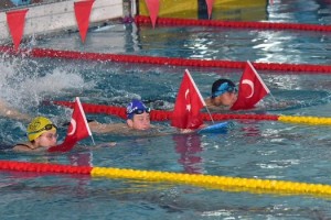 3 Aydır Kapalıydı: Tosyalı Yüzme Havuzu Yeniden Açıldı