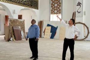 İl Müftüsü Çakmak, Şehitlik Camii İnşaatında İnceleme Yaptı