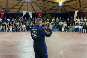 Alper Gezeravcı Osmaniye’de Gençlerle Uzayı Konuştu