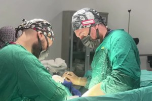 Devlet Hastanesi’nde Bir İlk: Nadir Görülen Doğum Başarıyla Gerçekleşti