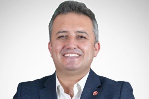 İsa Mesih Şahin Partisinden İstifa Etti: Ak Parti'ye Katılır mı?