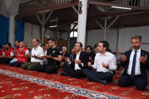 Kadirli’de 15 Temmuz Şehitleri İçin Yasin-i Şerif Okutuldu