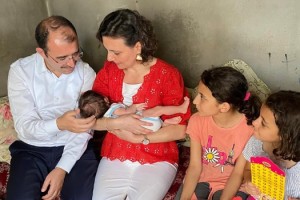 Kaymakam Erdinç Dolu’dan Yeni Doğanlara Anlamlı Ziyaret