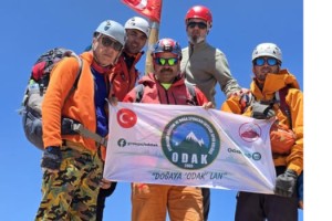 ODAK’tan Aladağlar’da Başarı Dolu Zirve Tırmanışı