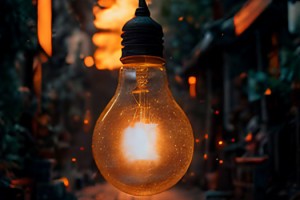 Akyar TOKİ'de elektrik sorunu çileye dönüştü