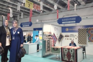 Erzurum Fuarında Toprakkale Kadınlarının Kilimleri Sergilendi