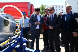 Osmaniye’de çiftçilere 50 römork ve sulama tankeri