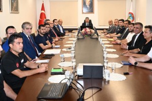Osmaniye’de TOKİ deprem konutları masaya yatırıldı