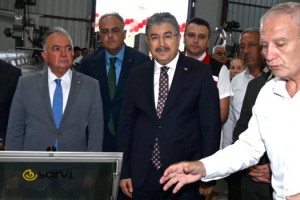 Böcekli’de 160 tonluk zeytinyağı tesisi açıldı