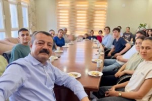 İlk Harçlık Bizden Projesi Gençlerin Yüzünü Güldürdü