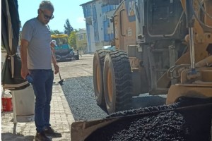Muhtar Takip Etti Mahallenin Yolları Asfaltlandı