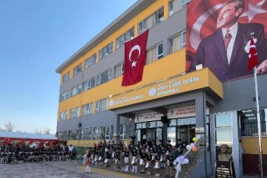 Toprakkale’de İlköğretim Haftası törenle kutlandı