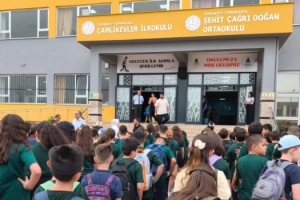 Toprakkale’de Öğrenciler Ders Başı Yaptı