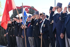 Vali Yılmaz’dan Gaziler ve Şehit Ailelerine Ziyaret