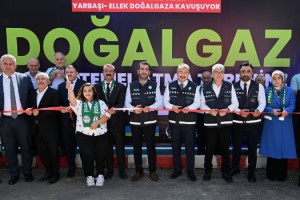 Yarbaşı ve Ellek'te Doğalgaz Sevinci: İlk Kazma Vuruldu