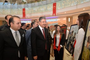 Cumhuriyet Coşkusu Park 328 AVM’de Sanatla Buluştu