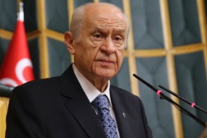 Devlet Bahçeli’den CHP’ye Sert Eleştiriler: “Hiçbir Halt Olmaz”