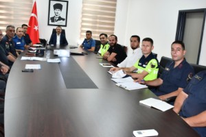 Kadirli’de Güvenlik Önlemleri İlçe Asayiş Toplantısında Ele Alındı