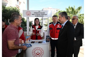 Cuma Namazı Çıkışı “Kadına Şiddete Hayır” Farkındalığı