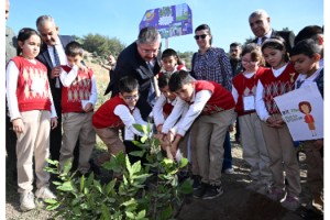 Öğretmenler Günü Hatıra Ormanına 500 Fidan Dikildi