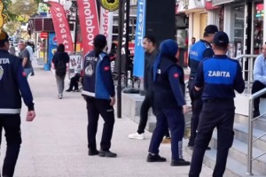 Osmaniye’de zabıta ekiplerinden sigara ve izmarit denetimi