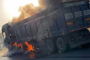 Osmaniye–Gaziantep Yolunda Kamyon Alev Aldı