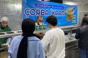 Sınav Haftasında Öğrencilere Çorba ve Tatlı Desteği