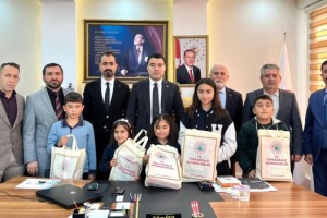 Toprakkaleli Öğrencilerden Gazze İçin Örnek Bağış