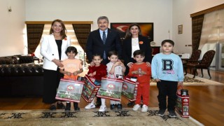 Vali Yılmaz, Lösemili Çocukları Makamında Ağırladı