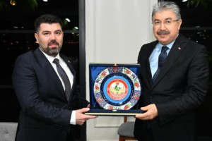 Başhekim Dr. Mürsel Koçer’e Osmaniye’de Anlamlı Veda Gecesi