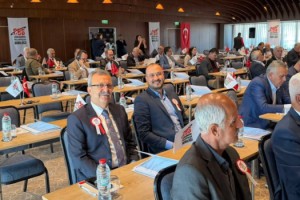 Başkan Uyutmaz, Çukurova Belediyeler Birliği Toplantısına Katıldı