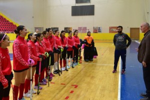 Hokey A Milli Takım Kadınlar Kampı Osmaniye’de Sürüyor