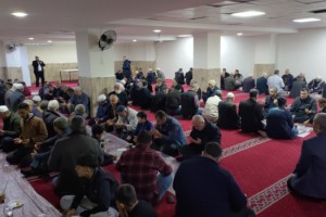 Osmaniye Mimar Sinan Camii’nde Sabah Namazı Buluşmasına Yoğun İlgi