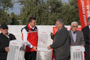 Osmaniye’de Çiftçilere %75 Hibeli Plastik Kasa Desteği