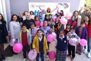 Osmaniye’de Özel Eğitim Öğrencileri Kız Yurdunda Ağırlandı