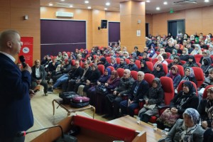 Osmaniye’de Umre Yolcularına Manevi Hazırlık Semineri