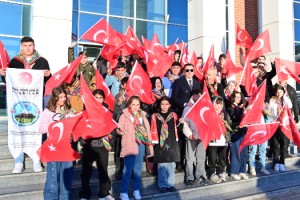 Türkmen Öğrenciler OKÜ Rektörü Uzun'u Ziyaret Etti.